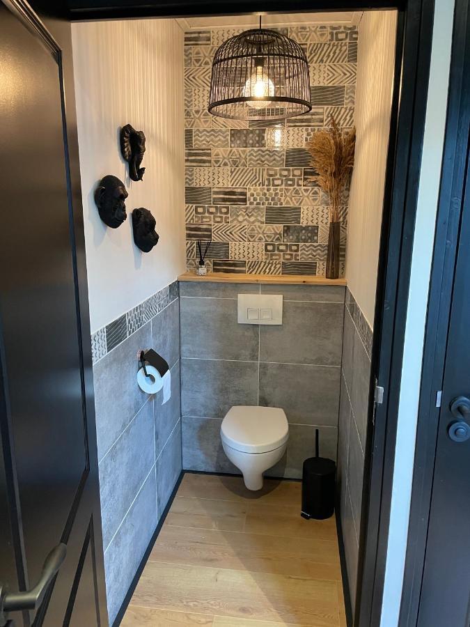 De Heerlykheid Wemeldinge, Vlak Bij Strand En Bos, Ruime Vakantiewoning Met Eigen Patio In De Karakteristieke Dorpsstraat Buitenkant foto